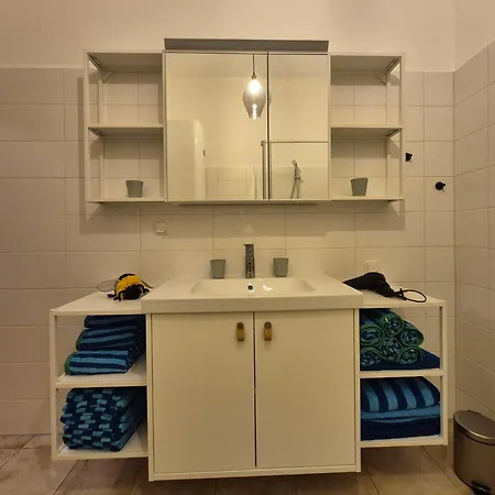 Bumblebee Appartement *